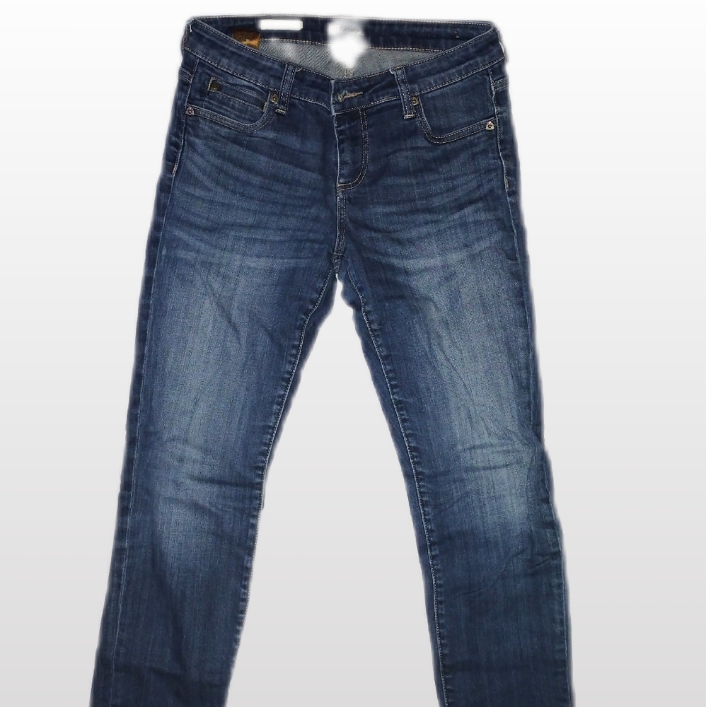 Kut from the Kloth Catherine Mid Rise Boyfriend Jeans Size